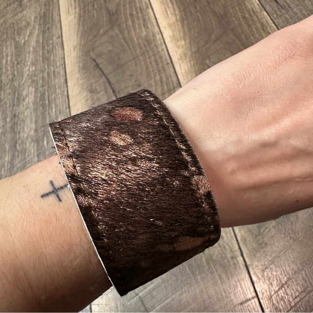 Real Cowhide Cuff / Acid Barbed Rose Gold